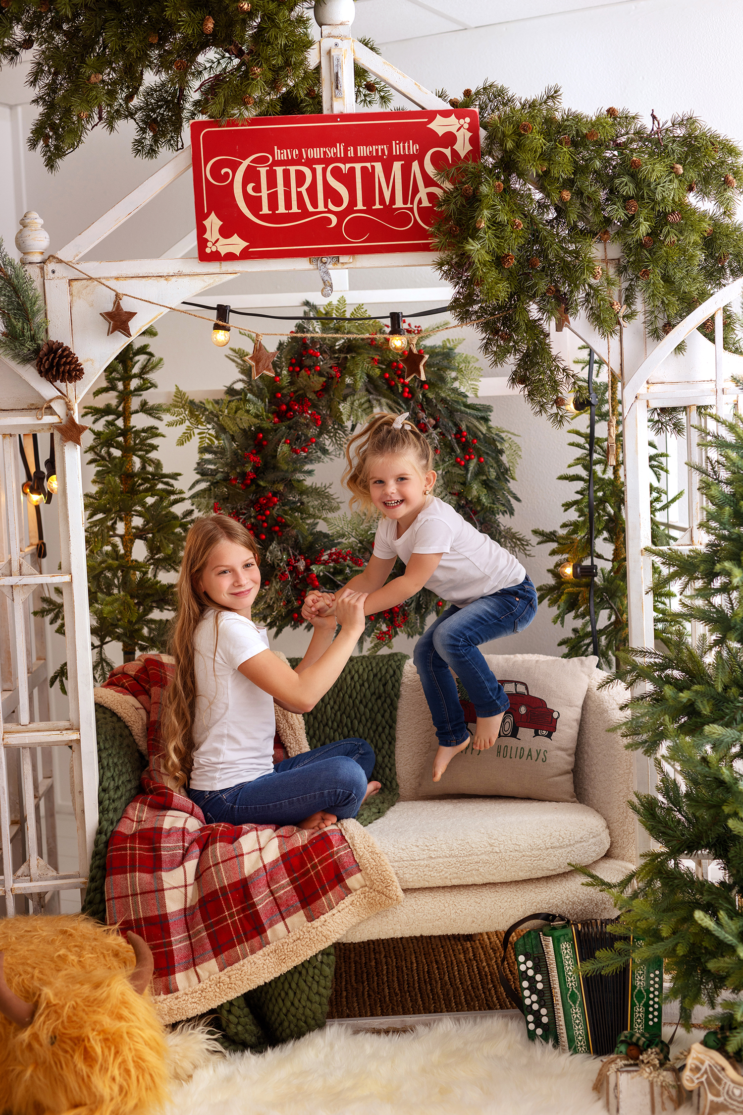 mini sesje w szklarni, zdjęcia w szklarni, choinka, scenka świąteczna, obróbka zdjęć w photoshopie, retusz